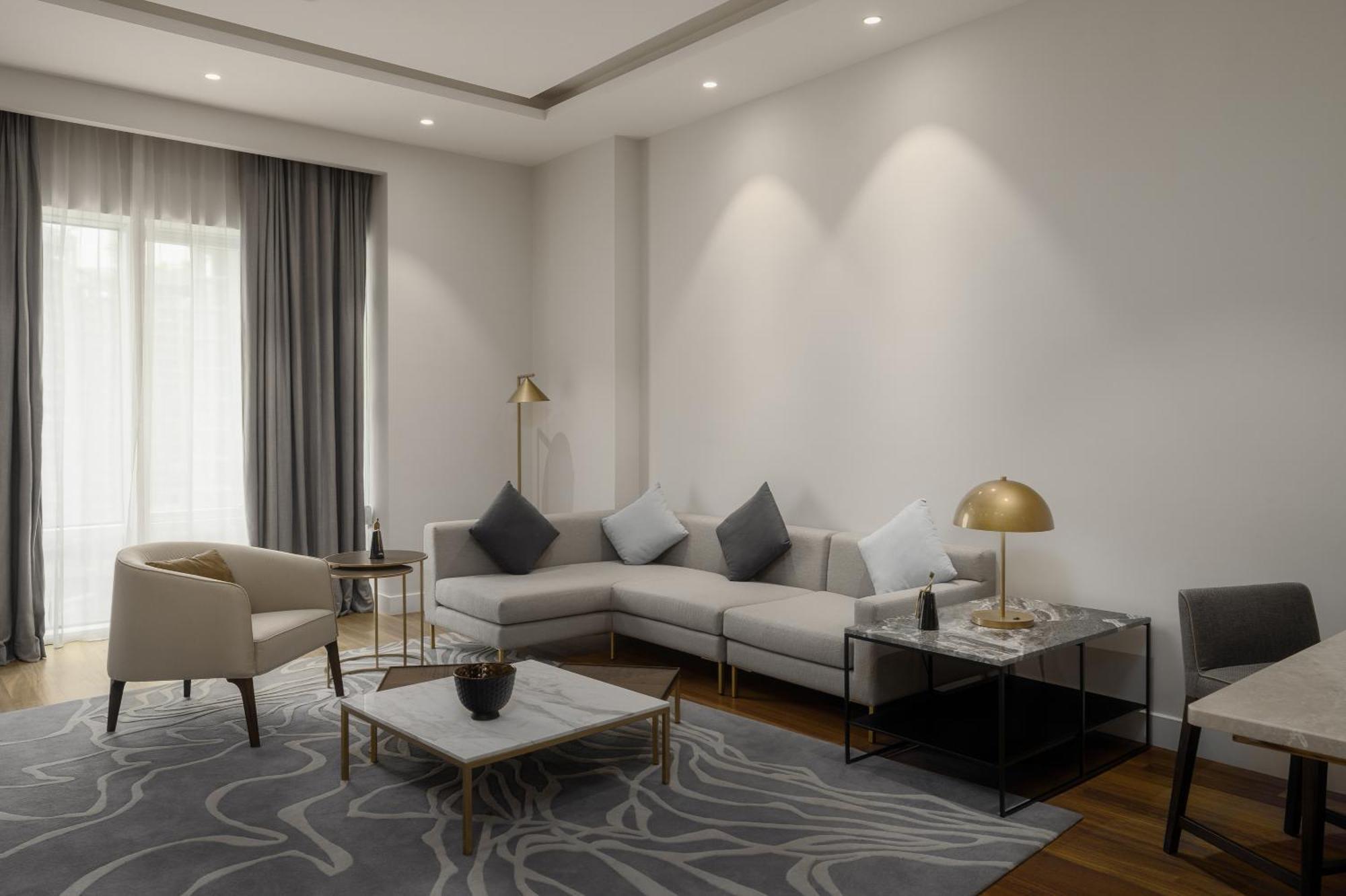 Radisson Hotel & Residences เอร์เบล ภายนอก รูปภาพ